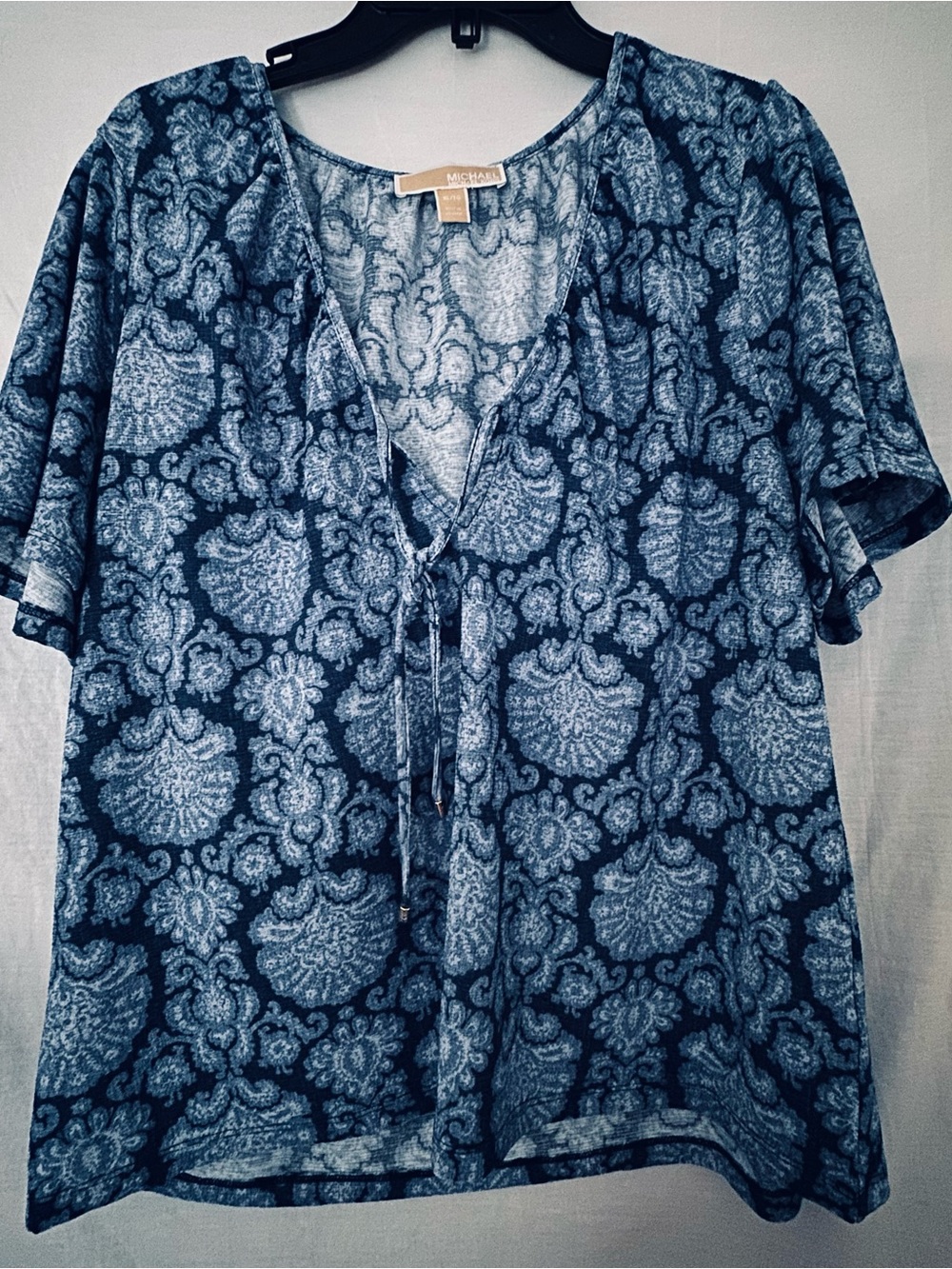 Women’s Michael Kors Medallion Pattern Split Neck Top Flutter Sleeve Blue